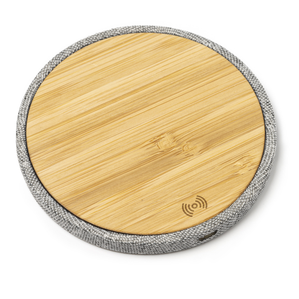 Wireless charger with main structure in bamboo and RPET fabric, compatible with wireless technology devices. 10W output.