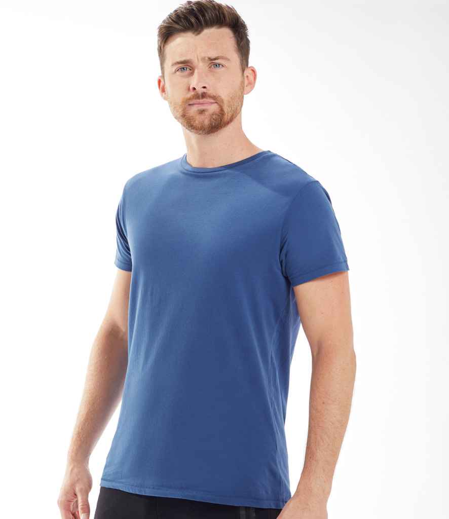 Superstar by Mantis Crew Neck T-Shirt M68