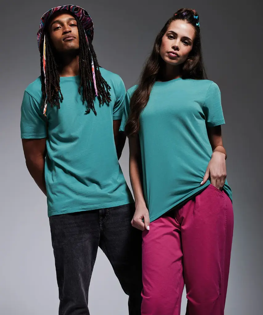 Unisex T-shirt ♻️