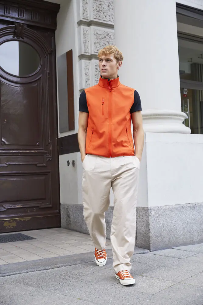 Recycled Men's Softshell Gilet♻️ 