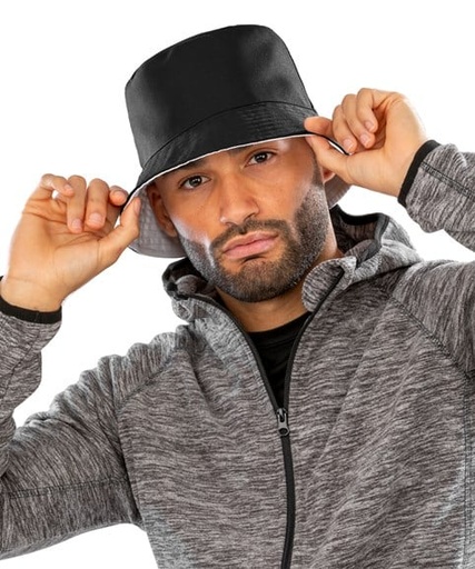 Reversible bucket hat